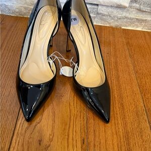 Jessica Simpson Glossy Black Heels